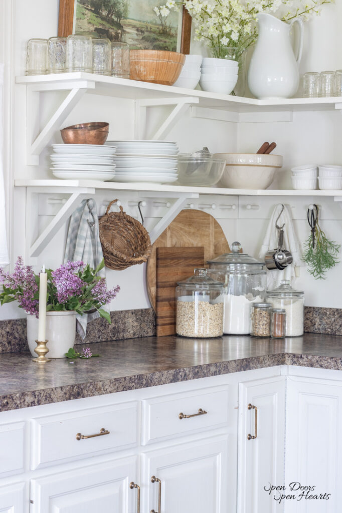 Simple Homemaking Tips for a New Homemaker - Open Doors Open Hearts