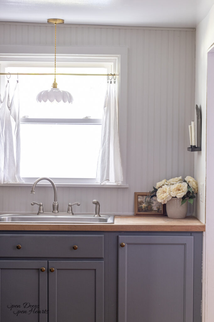 How to Install Beadboard Backsplash in the Kitchen | Cottage Charm ...