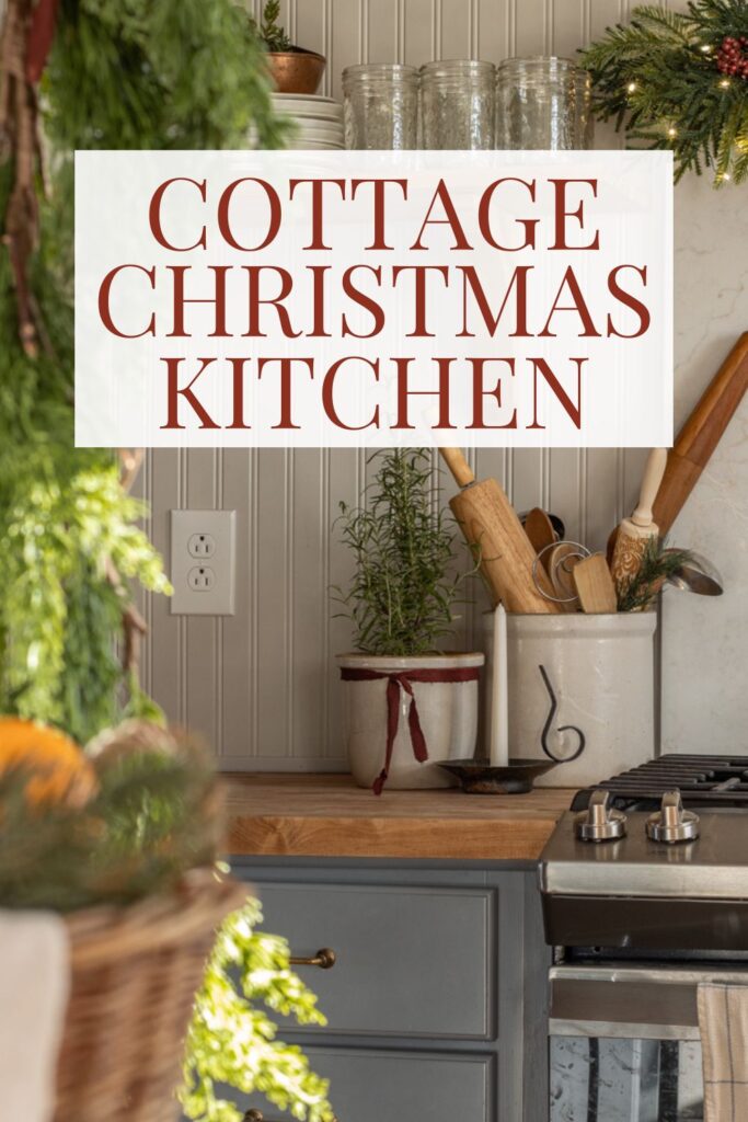 Thrifty and Simple Christmas Kitchen Ideas with Cottage Style - Open ...